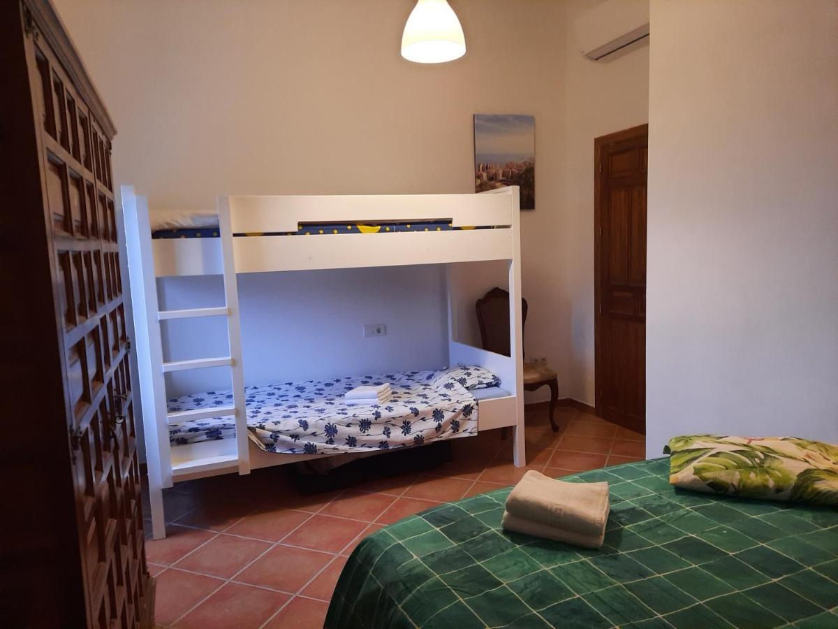 Casa Montana Velez-Malaga B&B Eksteriør billede